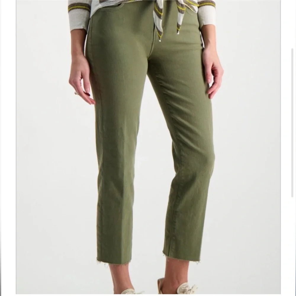 L’agence Sada H/R Crop Slim Jean in Basil